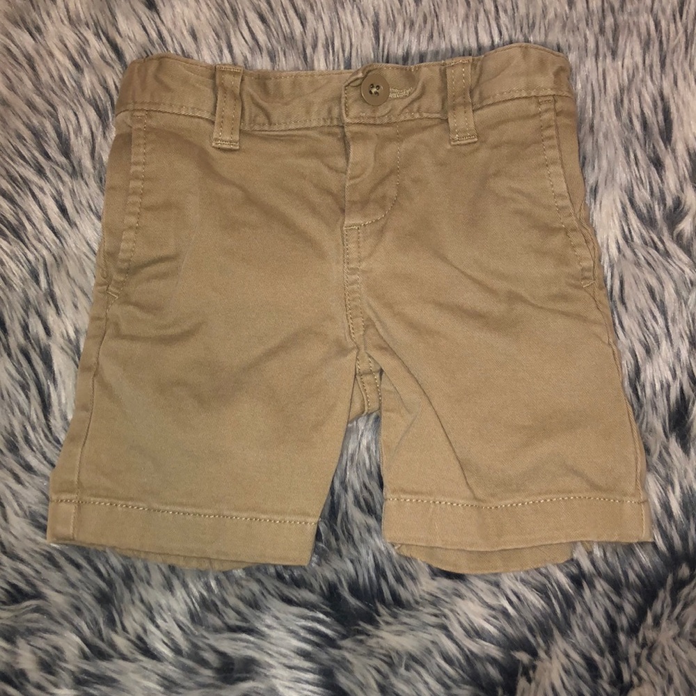 Class Club Modern Fit Khaki Shorts